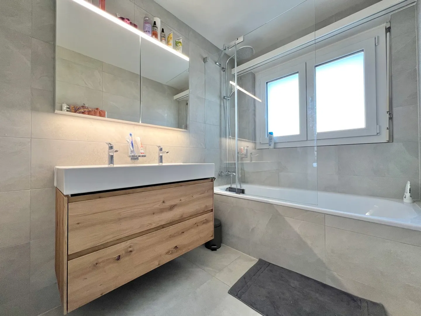 Charming 4.5 room apartment, renovated, just minutes from Payerne - Photo 7 of 8
