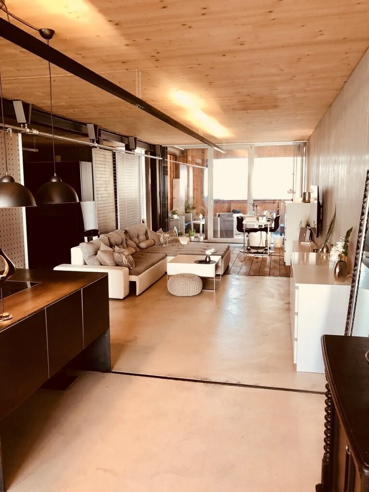 Appartamento Loft Elegante con Carattere - Foto 2 di 8