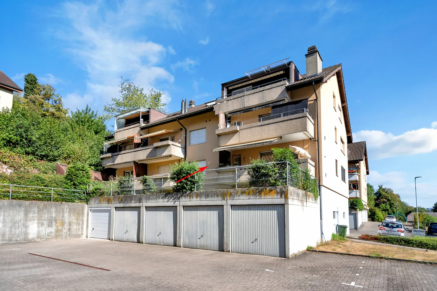 Gepflegte 4.5- Zimmer Wohnung an ruhiger Lage - Foto 9 di 11