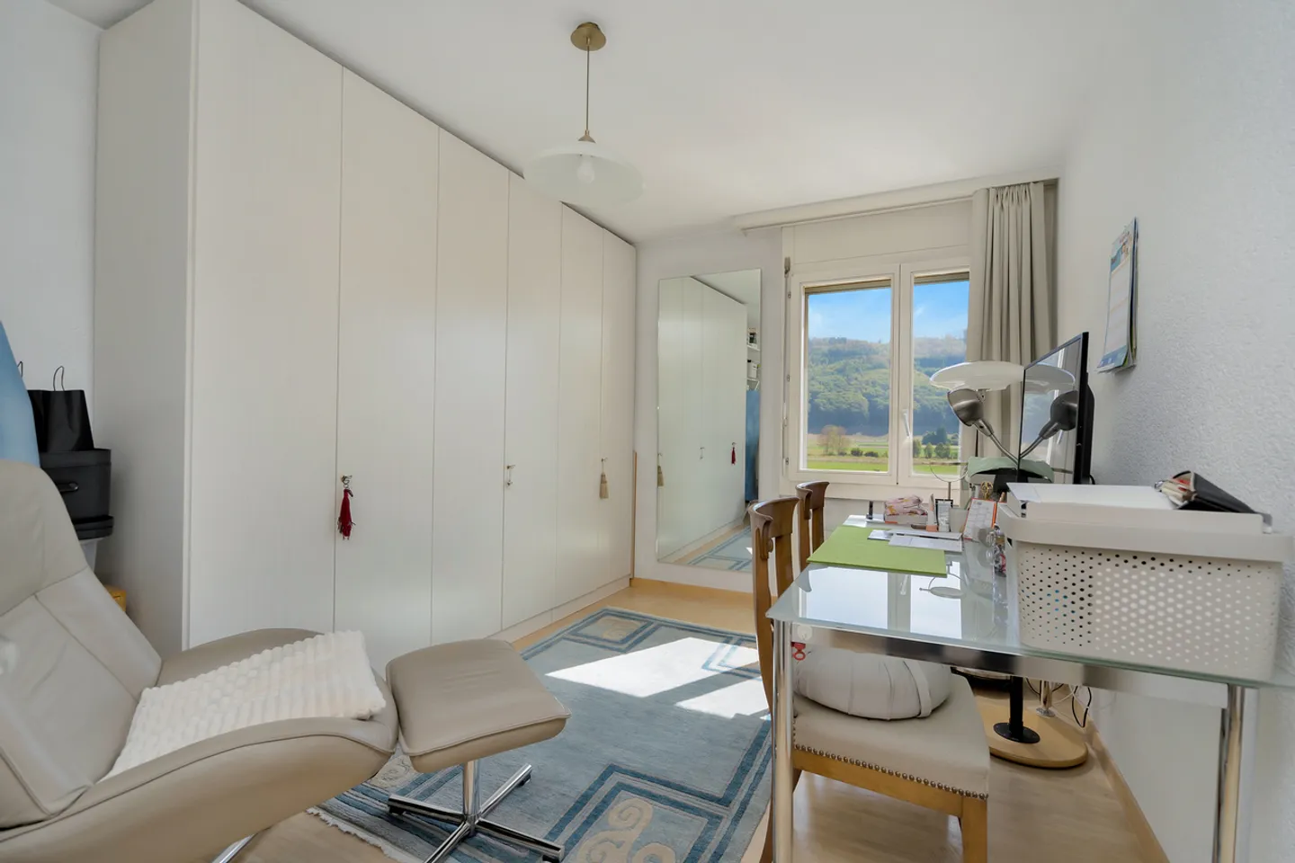 Gepflegte 4.5- Zimmer Wohnung an ruhiger Lage - Foto 7 di 11