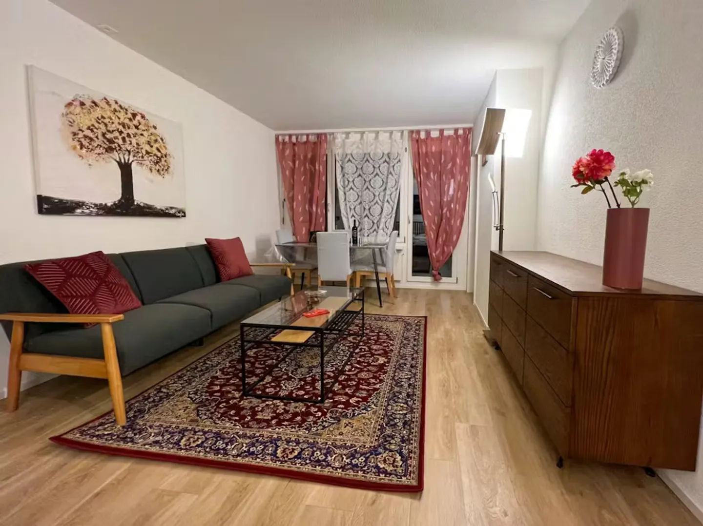 Apartment for rent - Photo 3 of 10