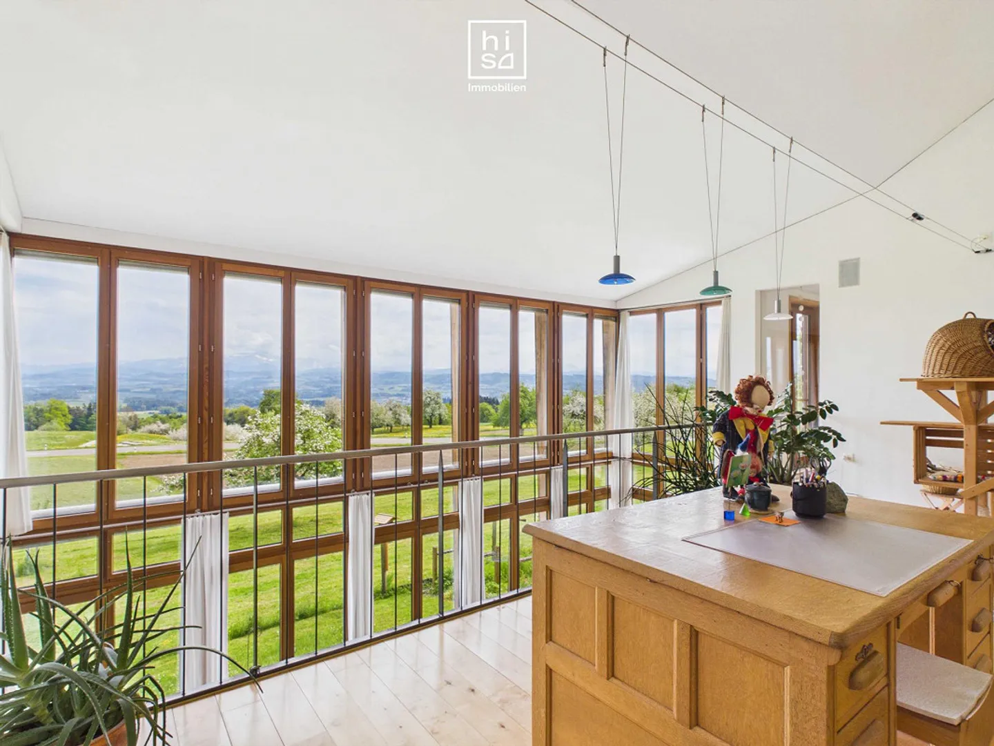 Panoramic View with Privacy - Photo 3 of 11