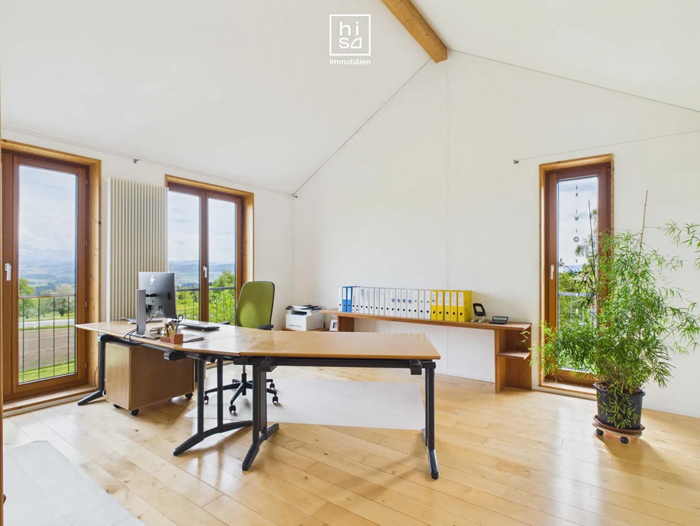 Panoramic View with Privacy - Photo 9 of 11