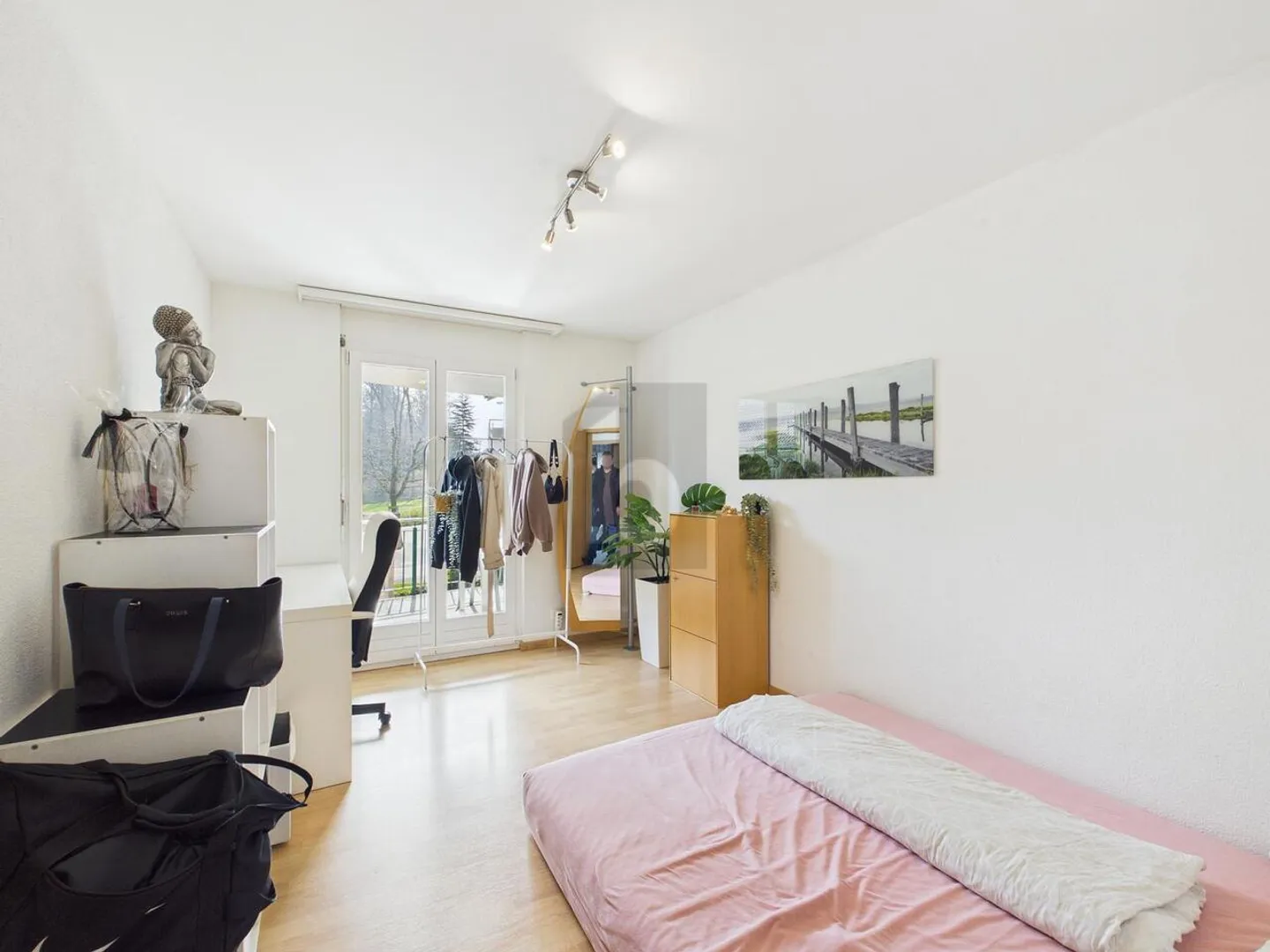 Ampio appartamento con giardino - Foto 5 di 6