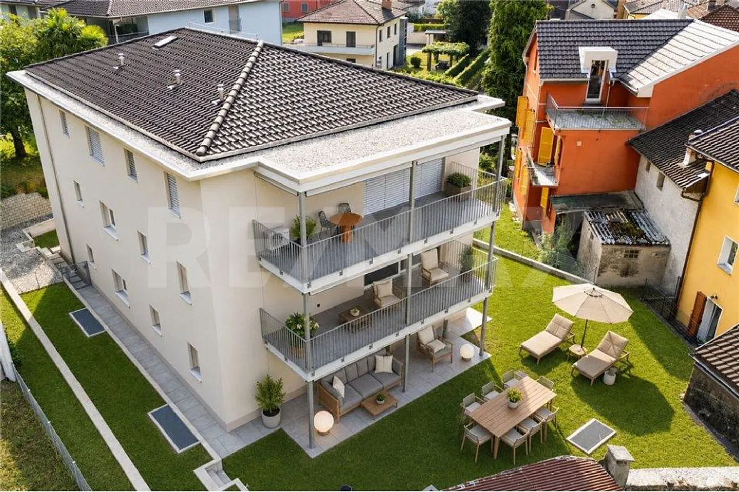 Appartamento moderno con garage - Foto 12 di 13