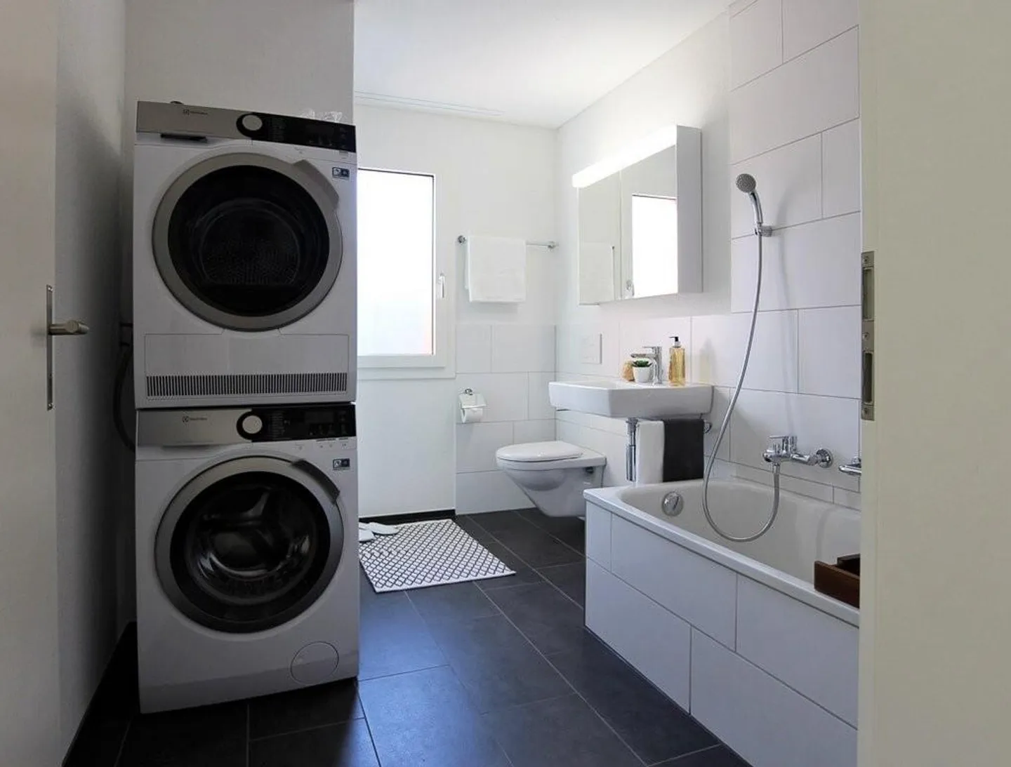 Wohnen im Grünen - schöne 3.5-Zimmerwohnung in Gelterkinden - Foto 7 von 8