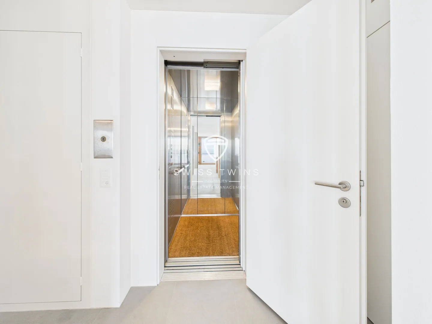 Exklusive 4.5-Zimmer-Luxuswohnung mit Seeblick - Foto 8 von 18