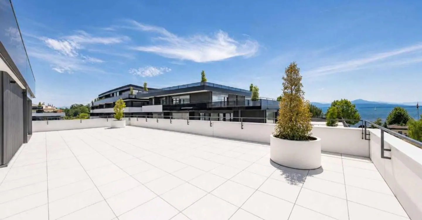 Lussuoso appartamento di 4.5 stanze con terrazza e ascensore privato - Foto 9 di 13