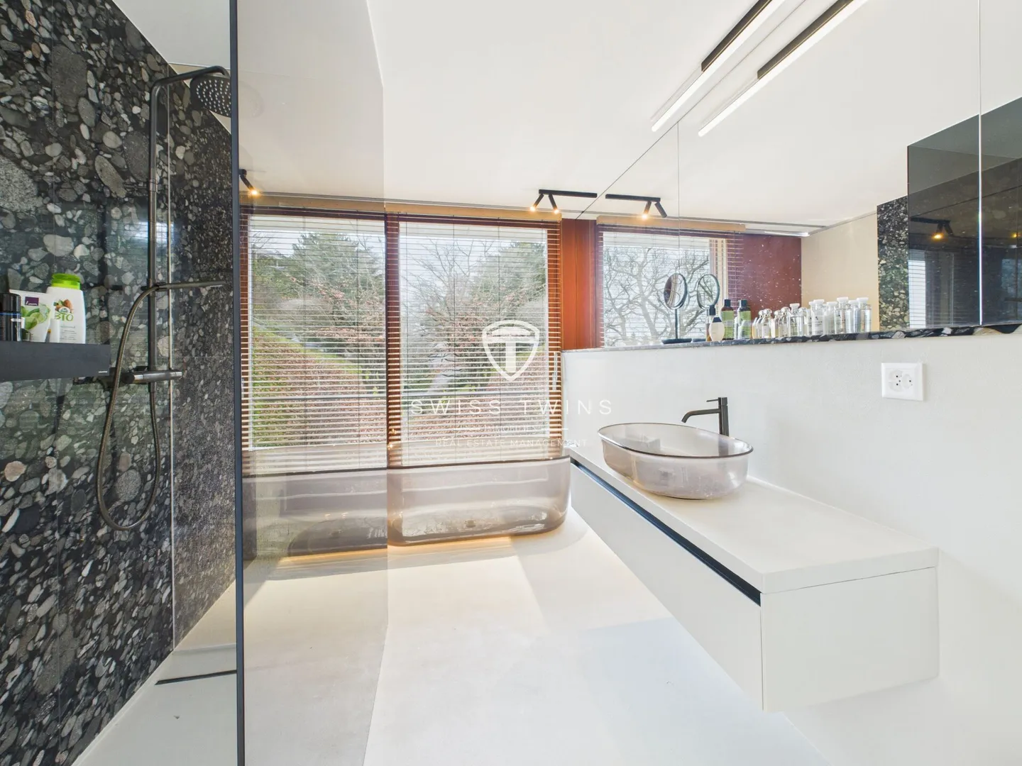 Exklusive 4.5-Zimmer-Luxuswohnung mit Seeblick - Foto 11 von 18