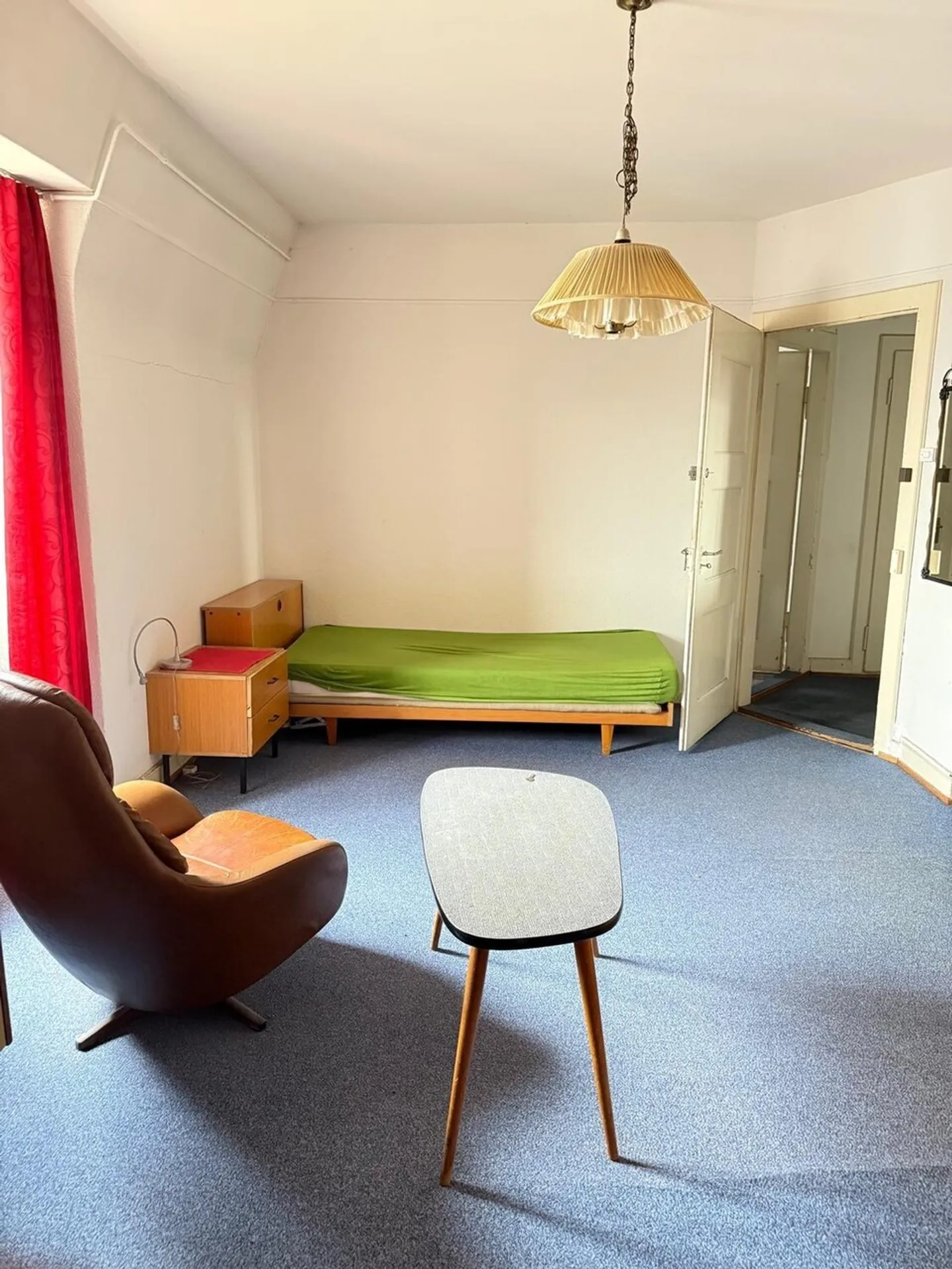 Geräumige Wohnung in zentraler Lage - Foto 3 von 5