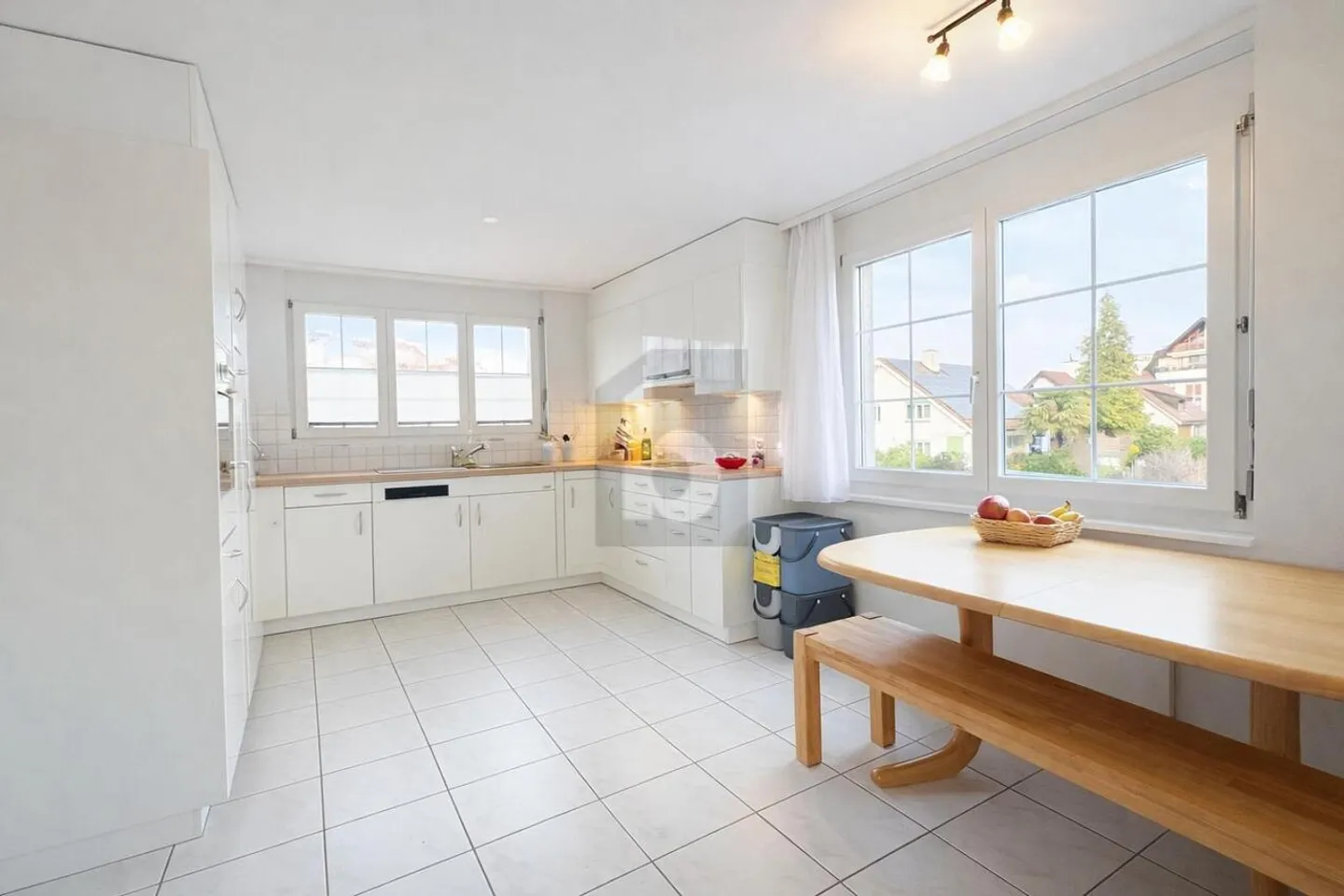 Familienhaus mit grosser Terrasse - Foto 4 von 6