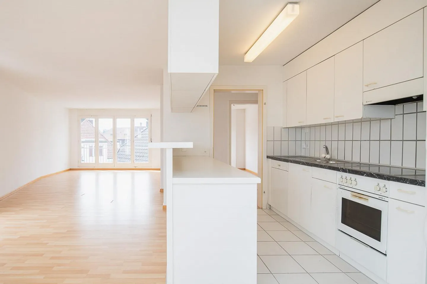 Ampio appartamento 2.5 locali - Foto 5 di 13