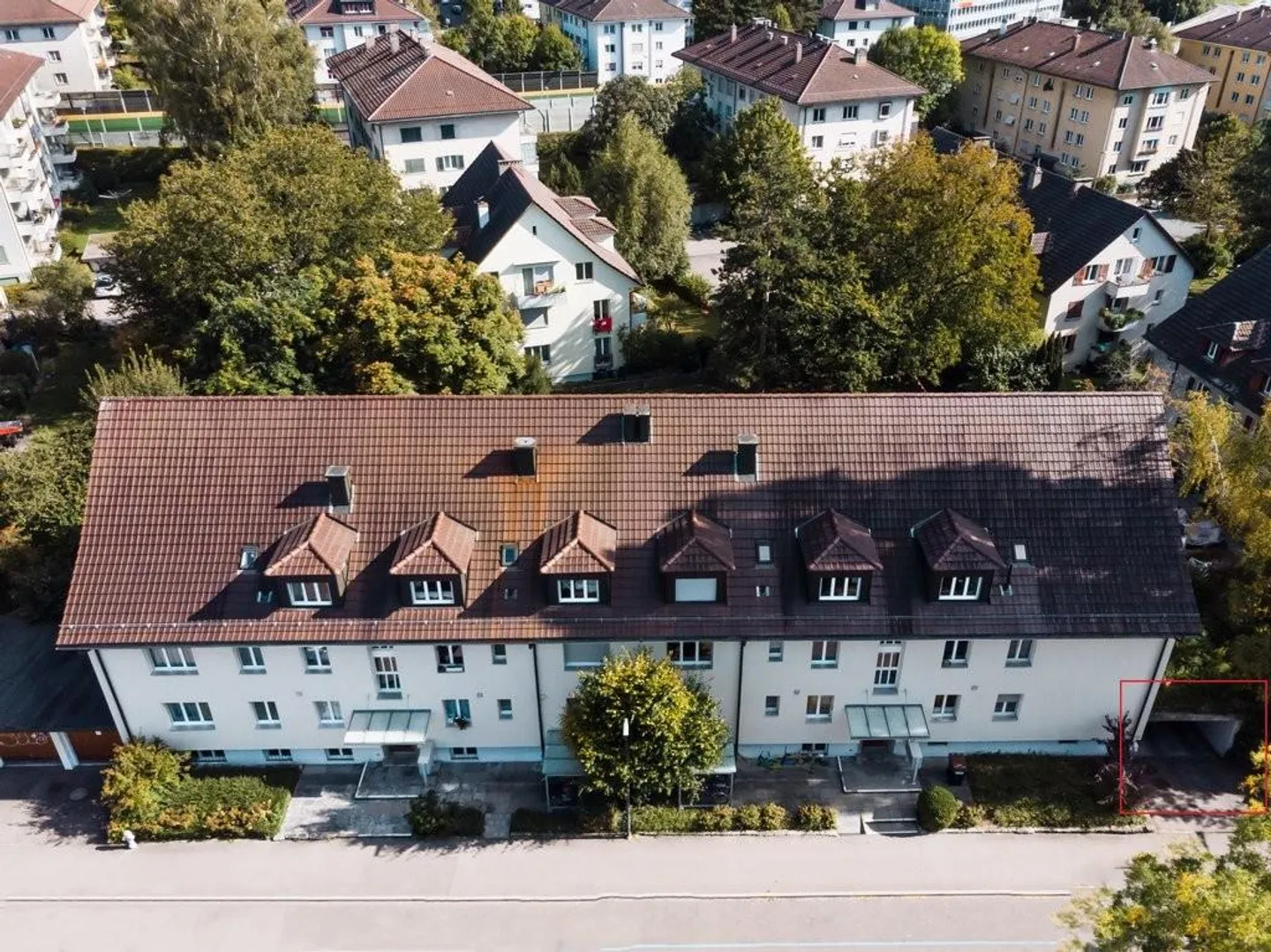 Parking space near Ostring - Photo 1 of 2