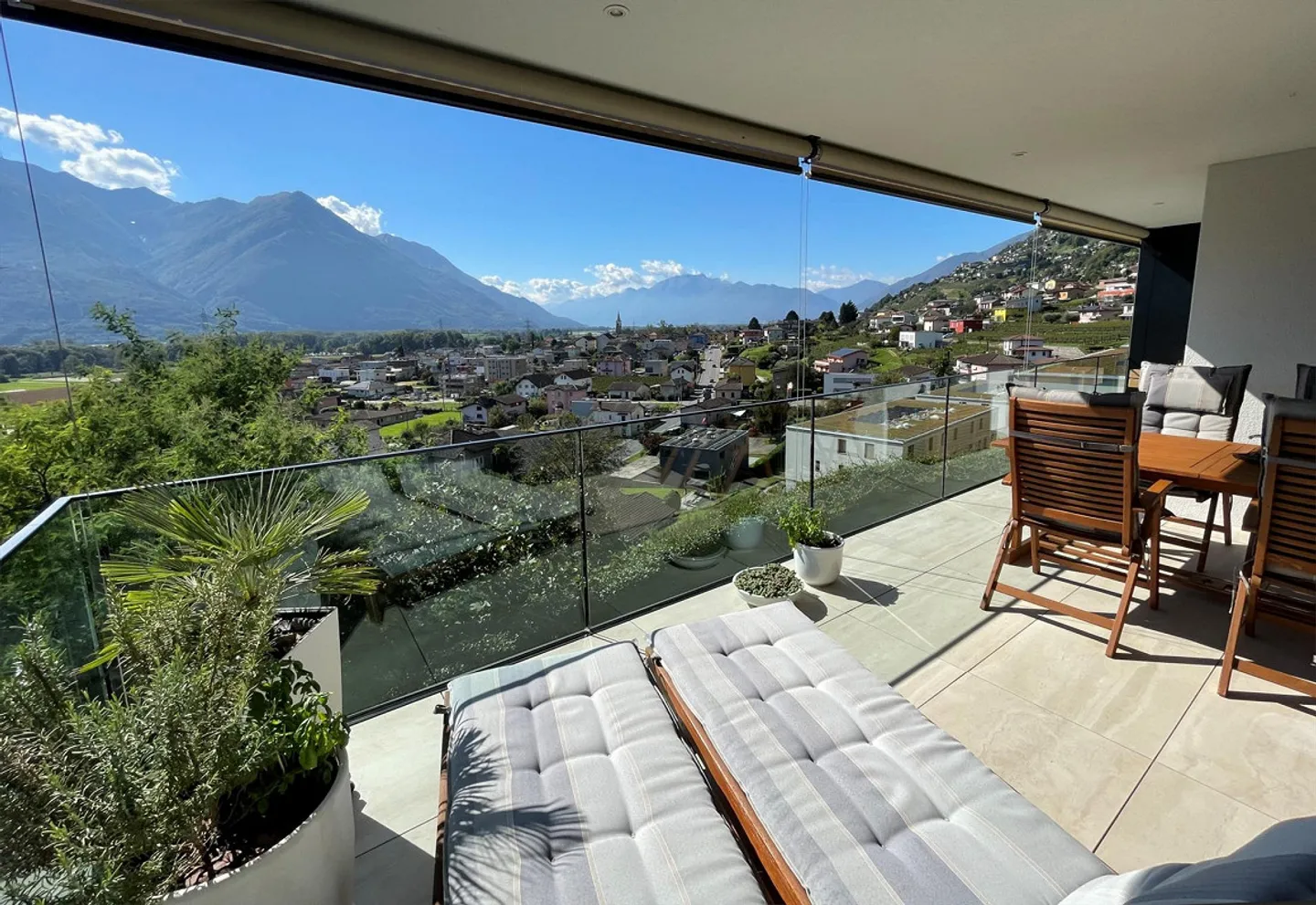 Appartamento Elegante con Vista Panoramica - Foto 18 di 19