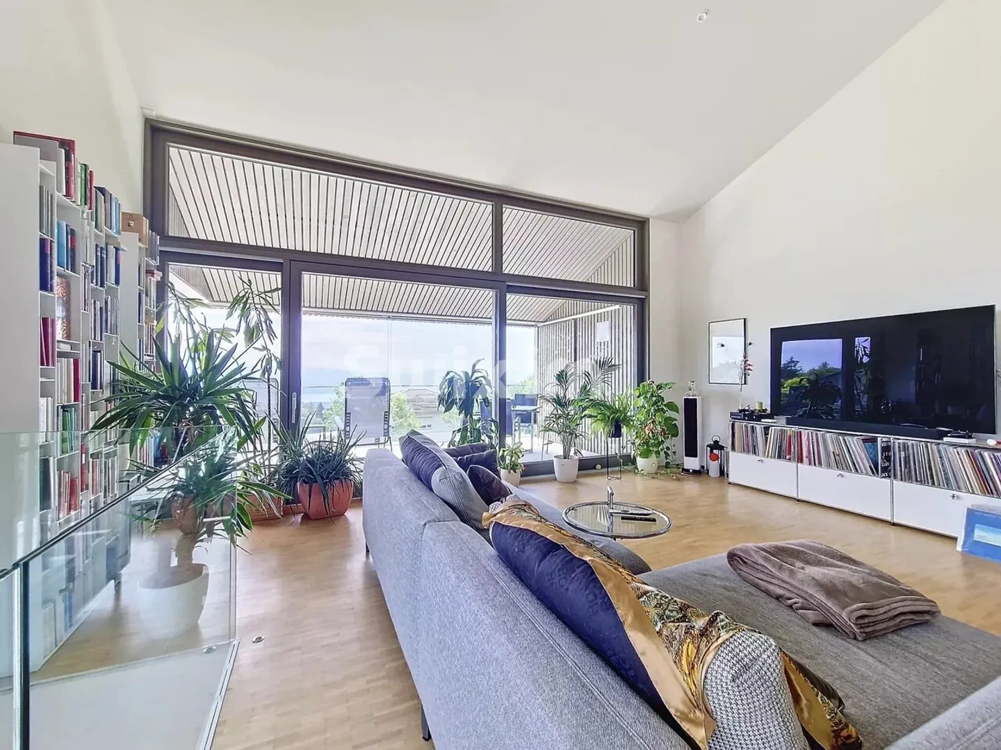 Maison de haute qualité avec HPE, vue panoramique sur Bassins - Photo 3 sur 10