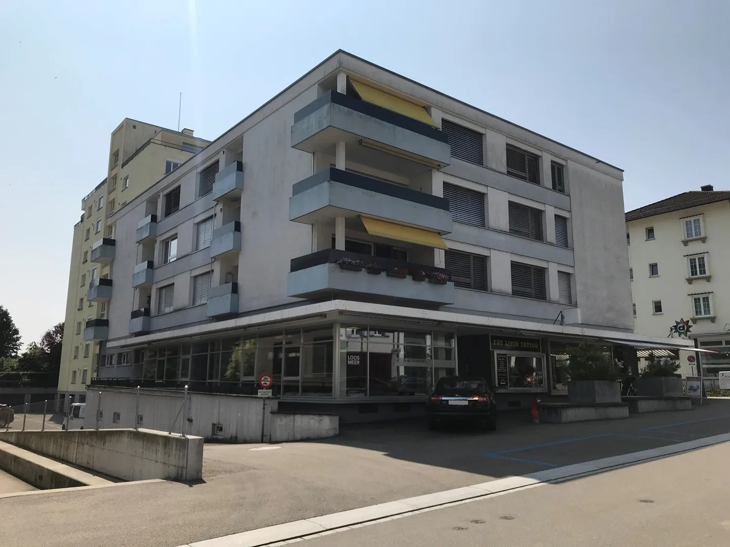 Practice room with original floor plan for rent - Photo 1 of 6