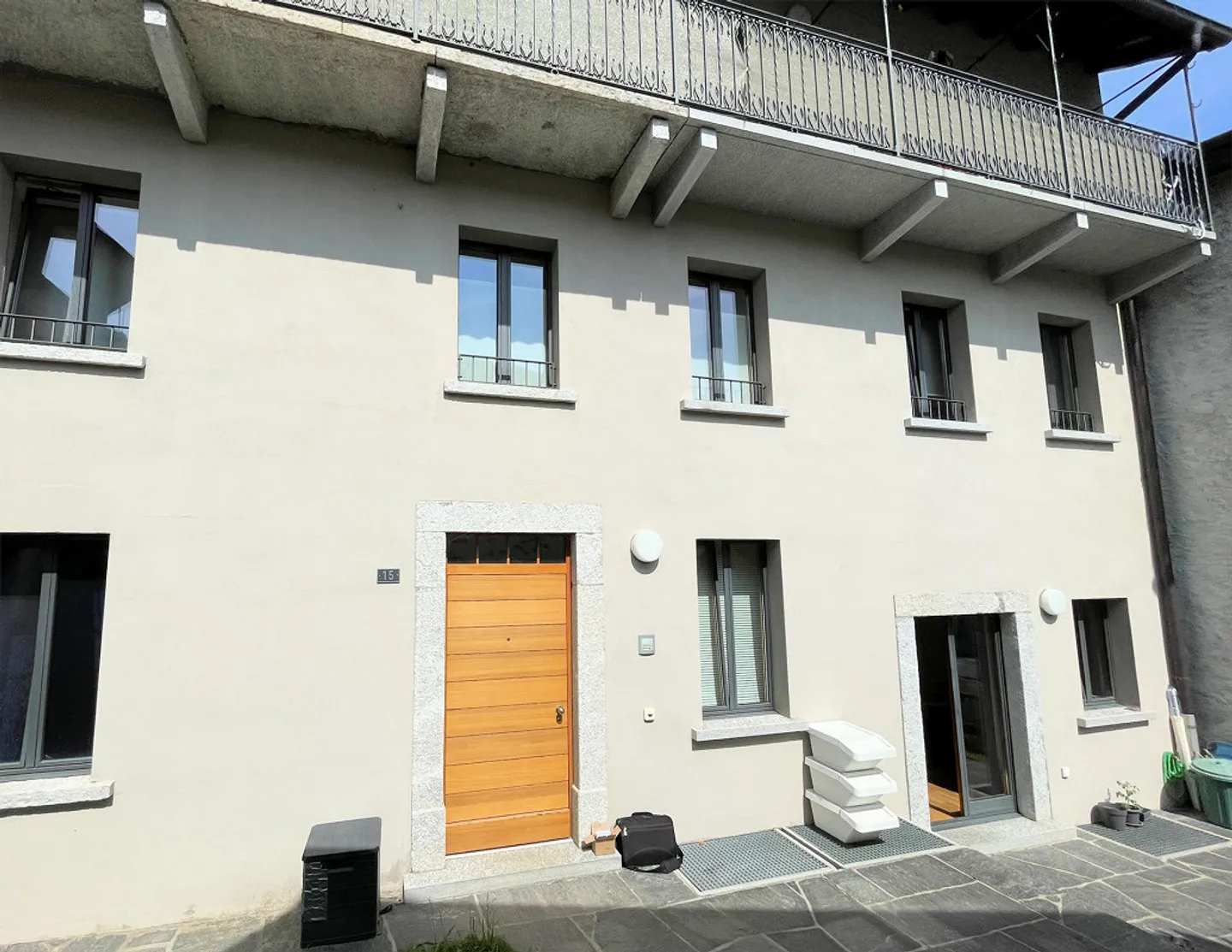 Maison très bien rénovée avec appartements duplex de 4,5 pièces + 2 - Photo 5 sur 22