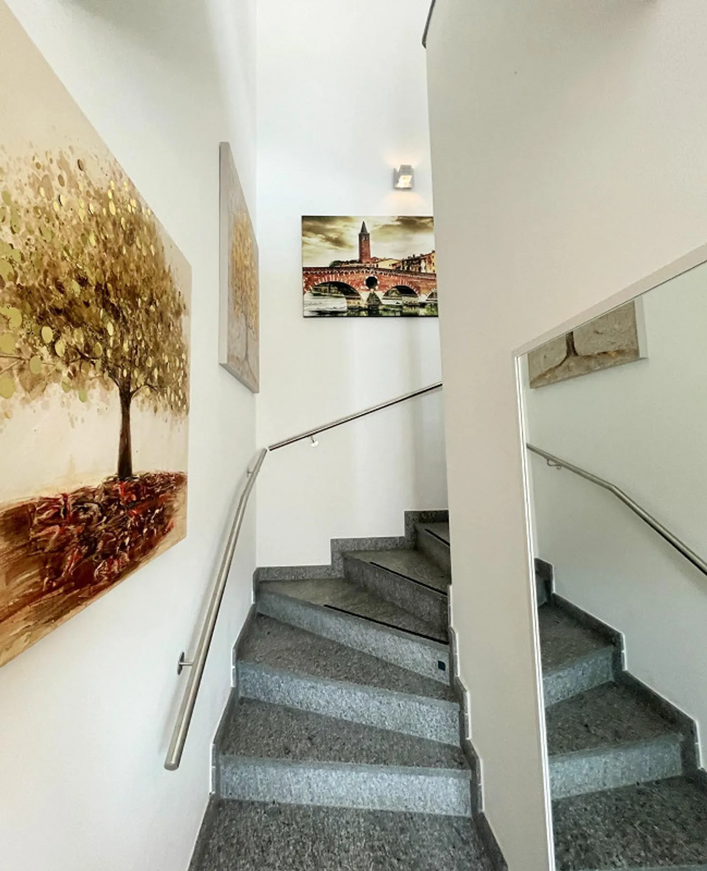Maison très bien rénovée avec appartements duplex de 4,5 pièces + 2 - Photo 13 sur 22