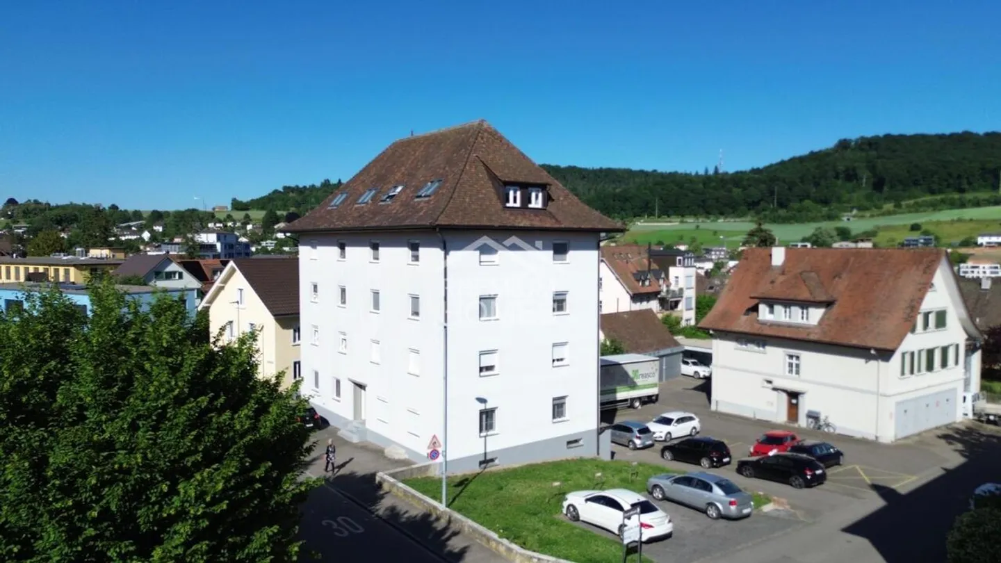Investissement immobilier à l'épreuve du temps au centre - Photo 1 sur 7