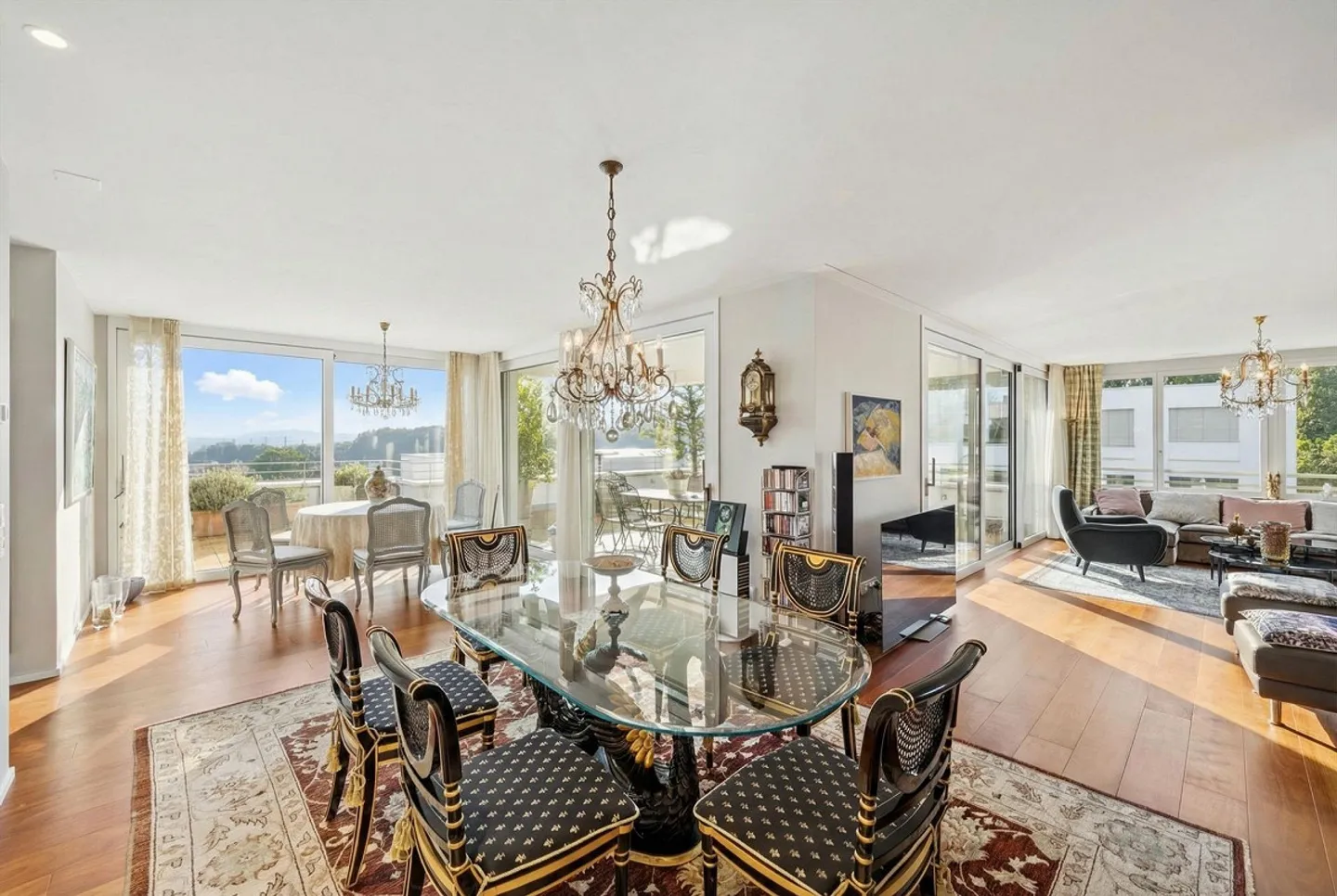 Appartamento Attico Esclusivo - Vivere in Eleganza Senza Tempo - Foto 2 di 19