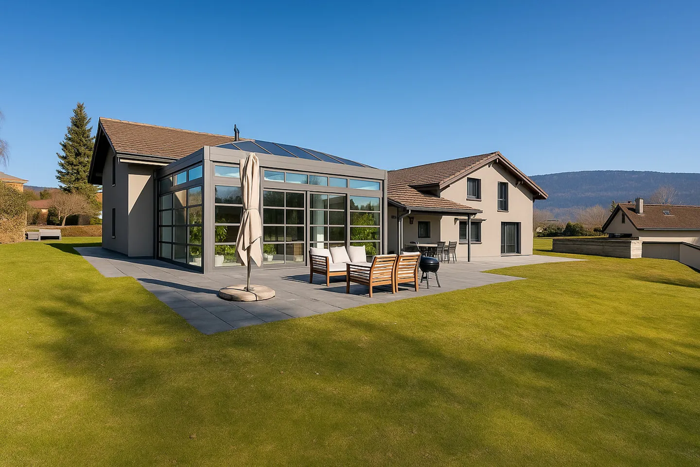 Large modular property in a peaceful setting - Photo 5 of 13