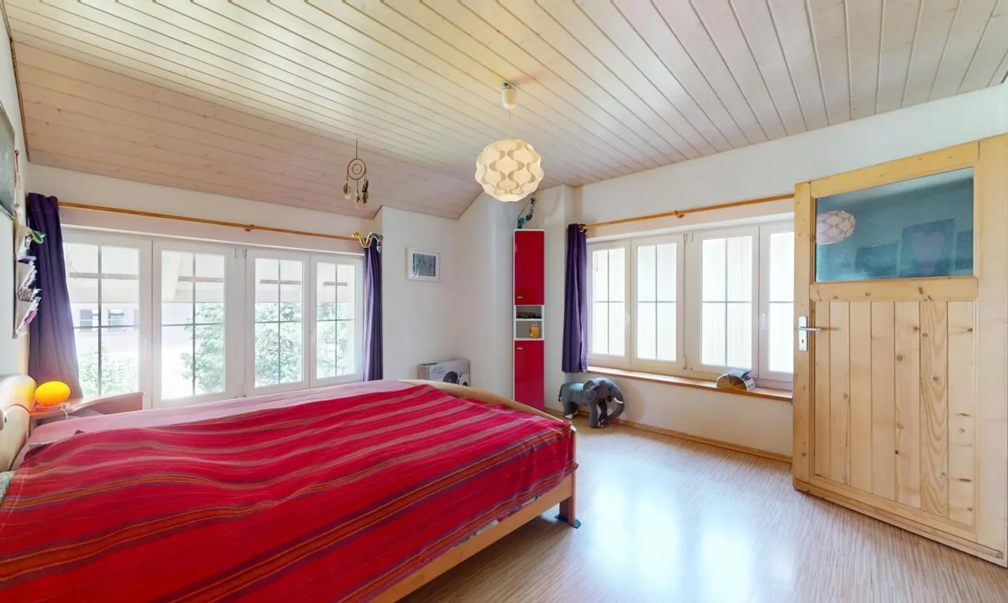 Casa familiare spaziosa con grande potenziale a Maisprach - Foto 10 di 13