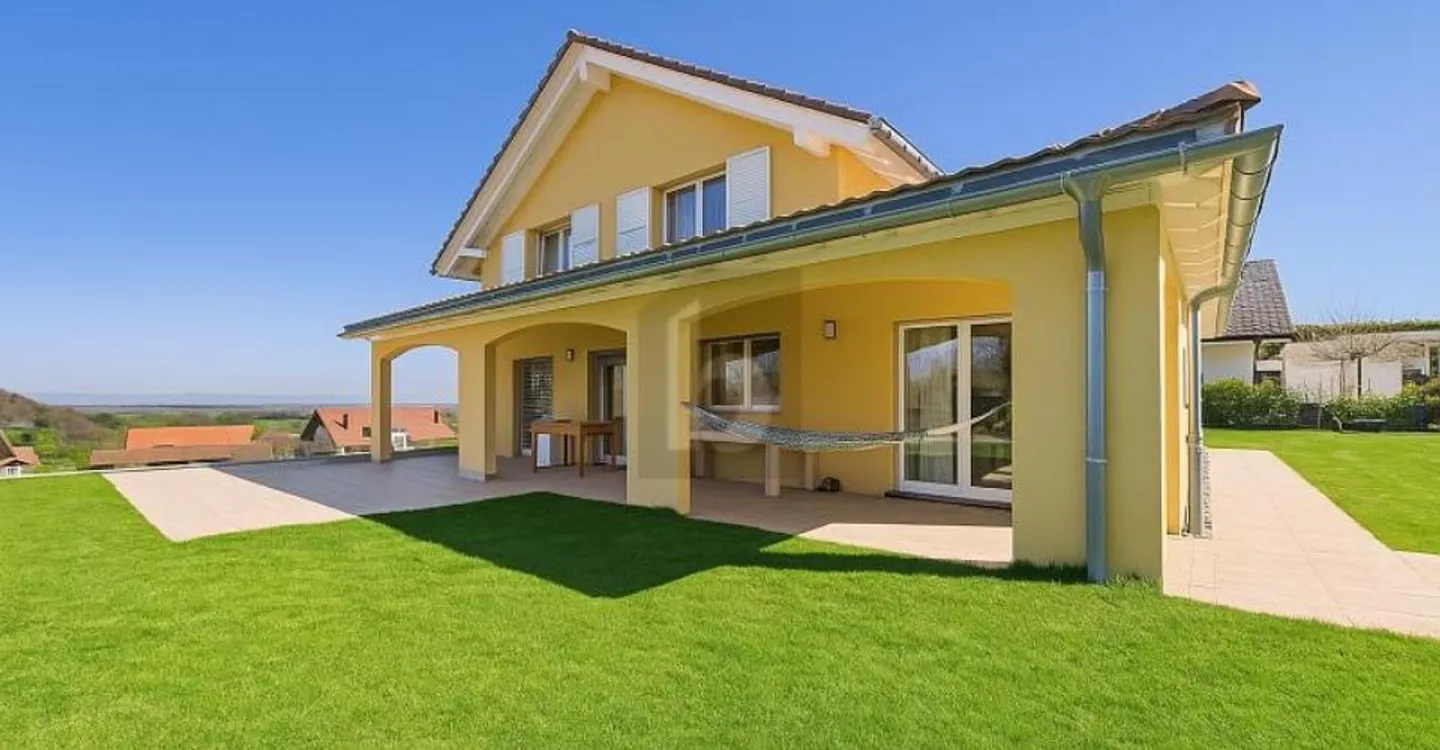 Maison Familiale Spacieuse - Photo 1 sur 6