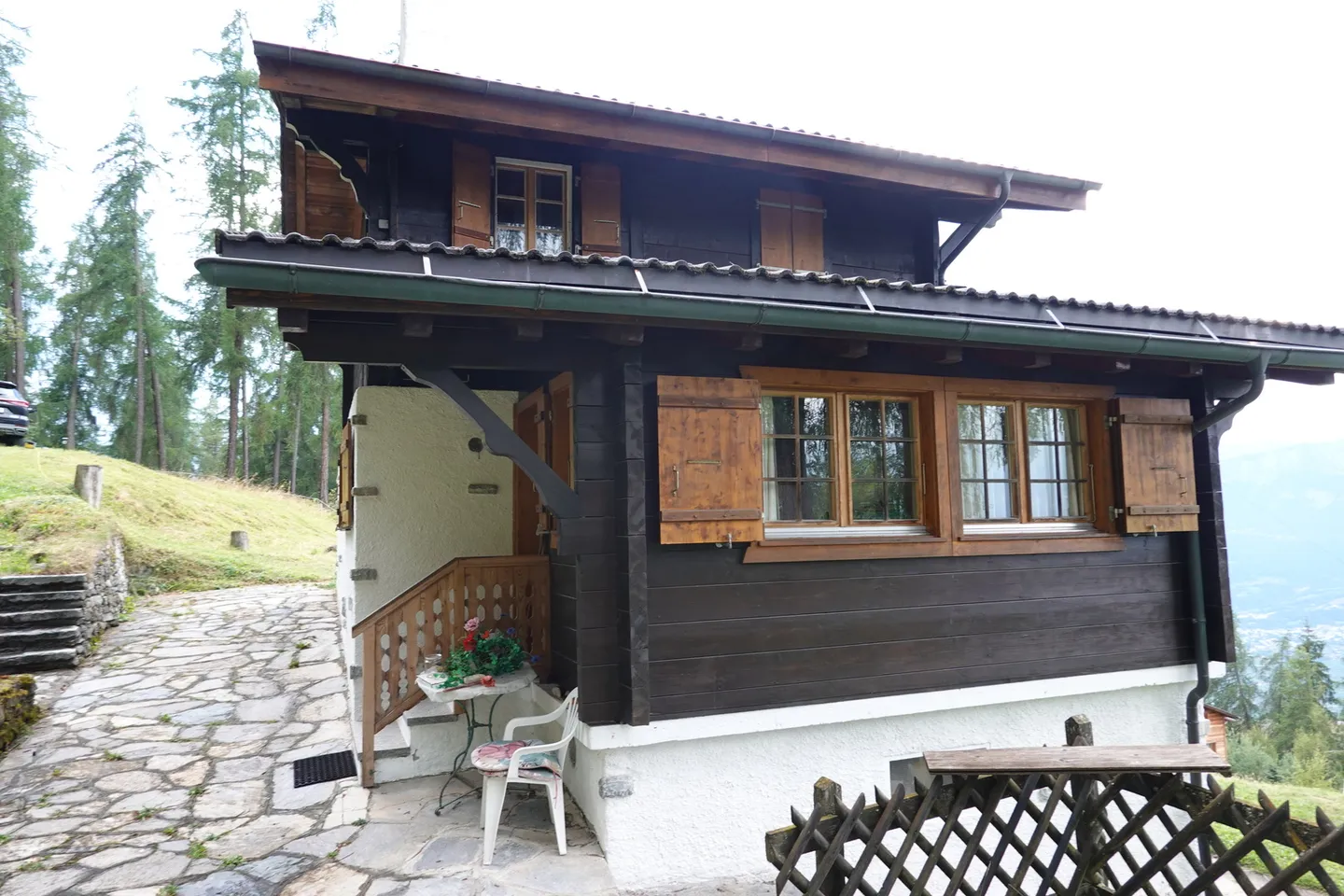 Chalet for sale - Photo 3 of 13