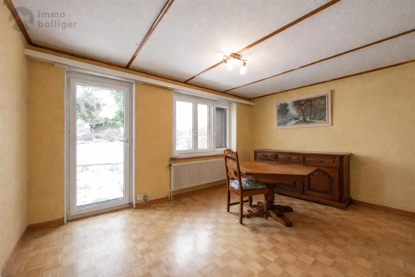 Single-family house for visionaries - lots of land, lots of possibilities - Photo 2 of 11