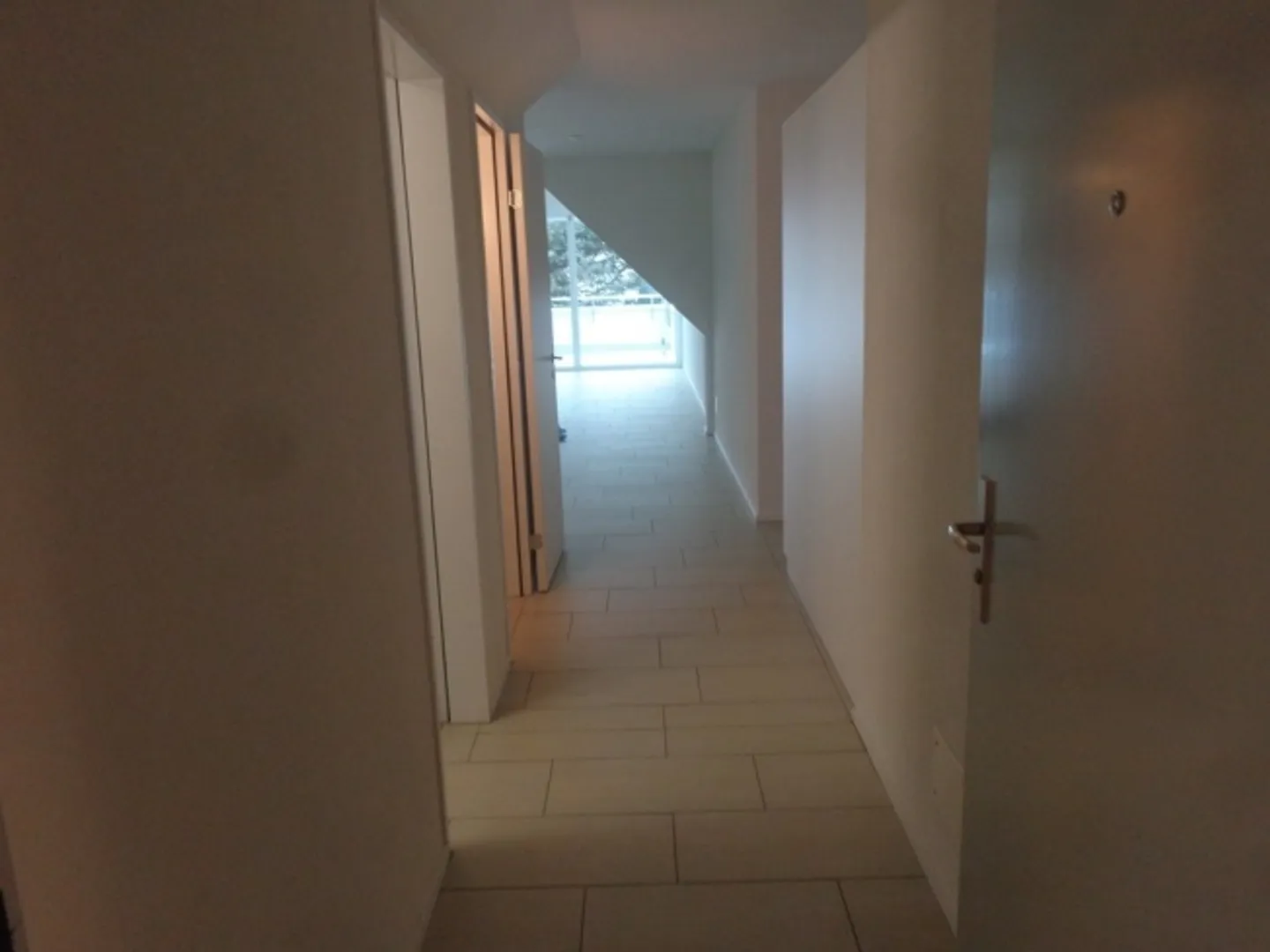 Appartement à louer - Photo 3 sur 10