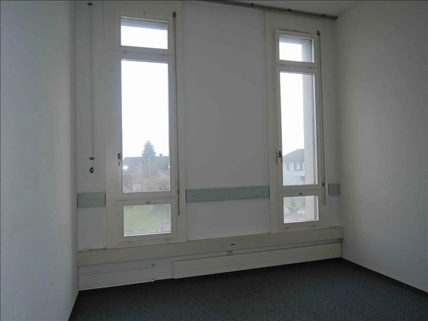 Mischgenutztes Gebäude mieten - Foto 4 von 7