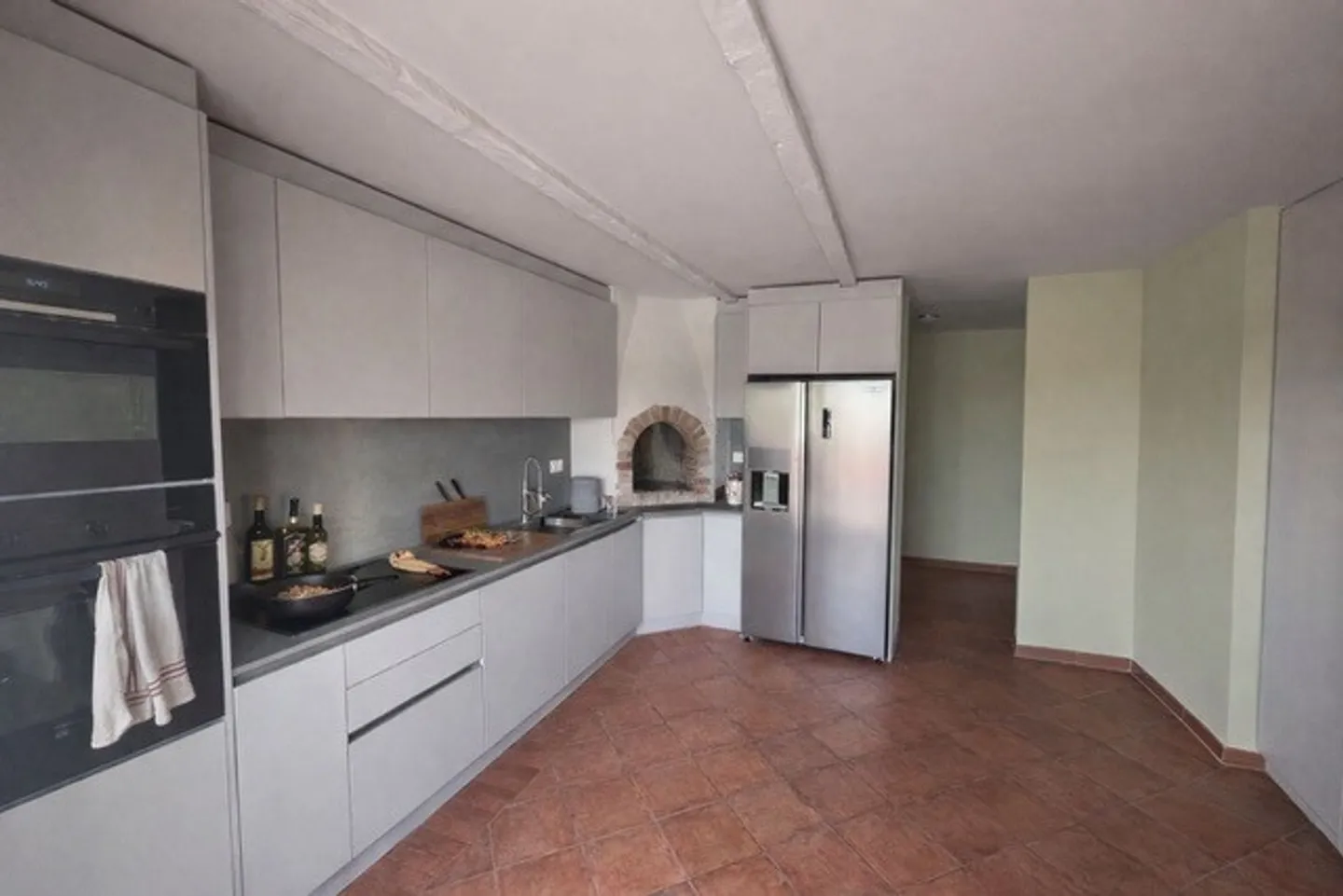 Attique exclusif avec terrasse - Photo 7 sur 9