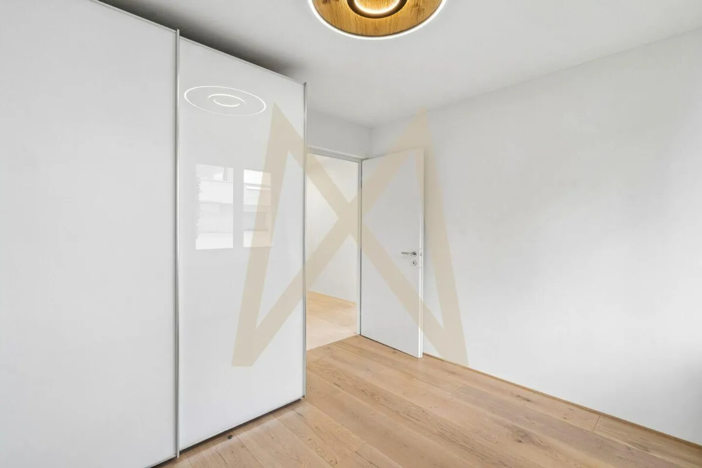 Stylish Premium Apartment for Demanding Personalities - Photo 6 of 30