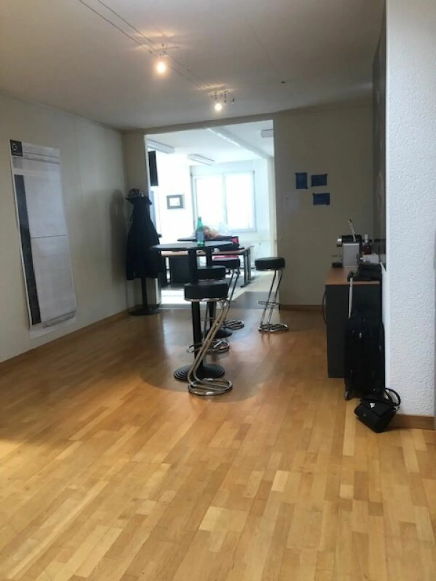 Offices - Photo 6 of 12