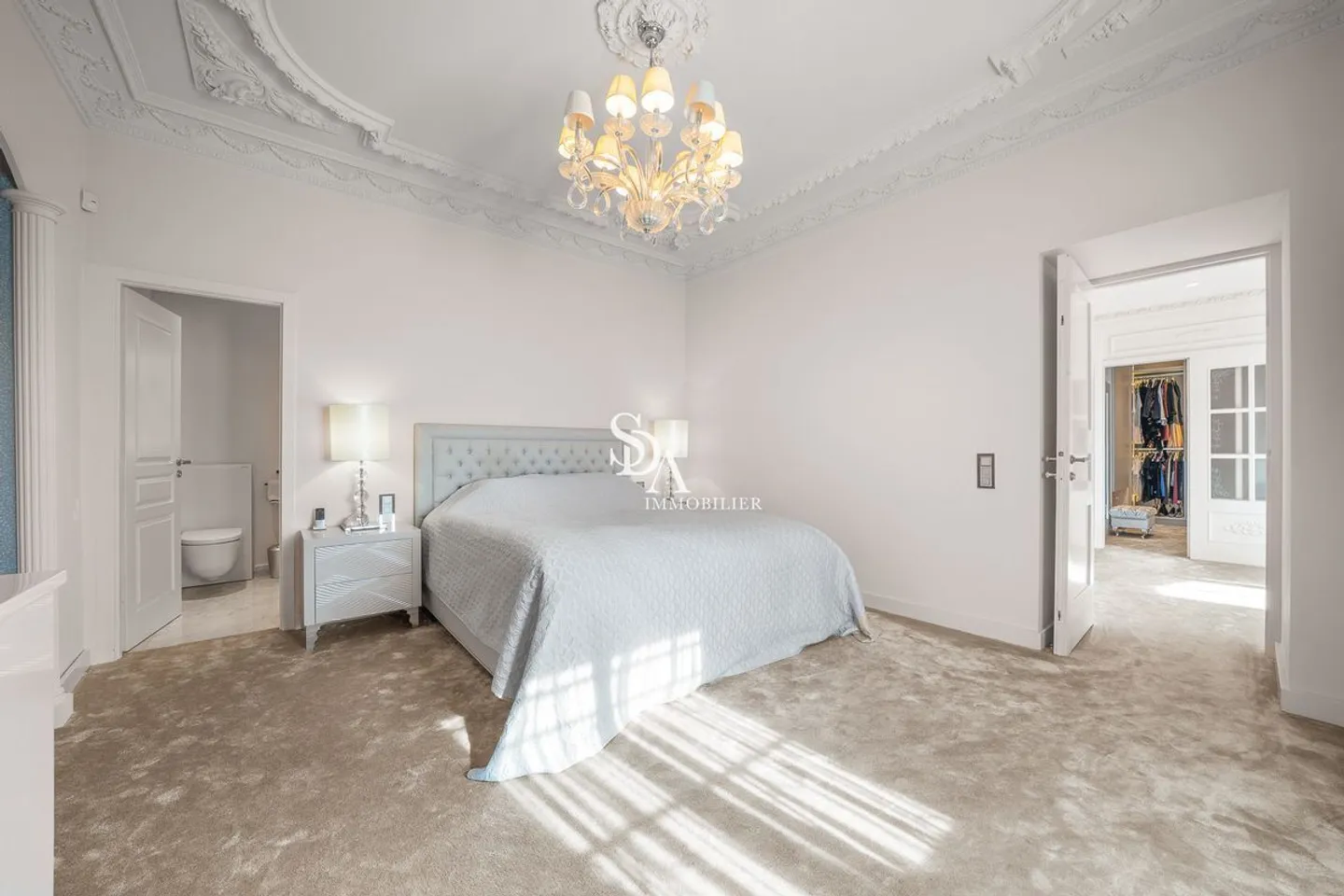 Rare, refined, luxurious duplex with an exceptional view! - Photo 11 of 13
