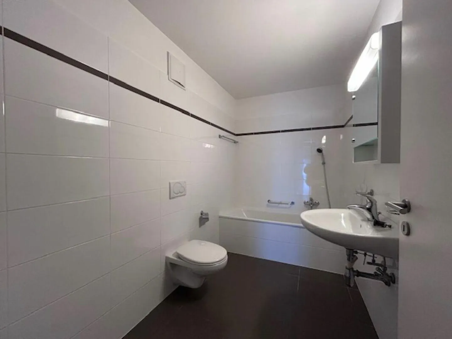 Appartement moderne avec vue sur le lac - Photo 13 sur 19