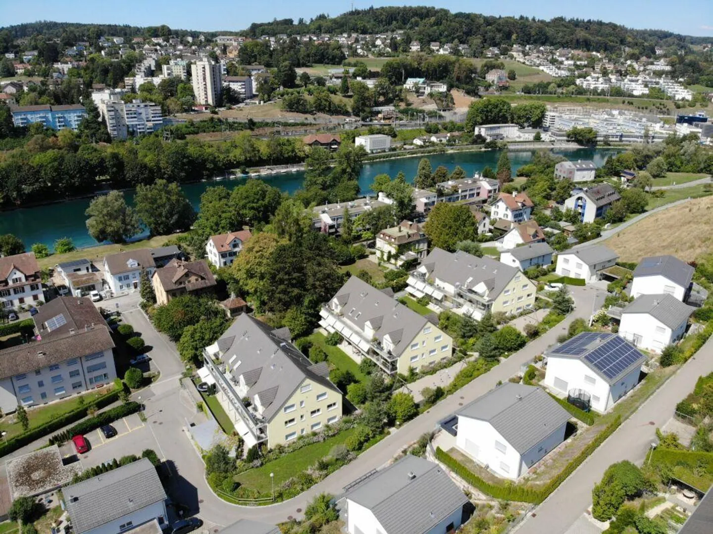 Appartamento soleggiato di 3,5 stanze vicino al Reno - Foto 1 di 13