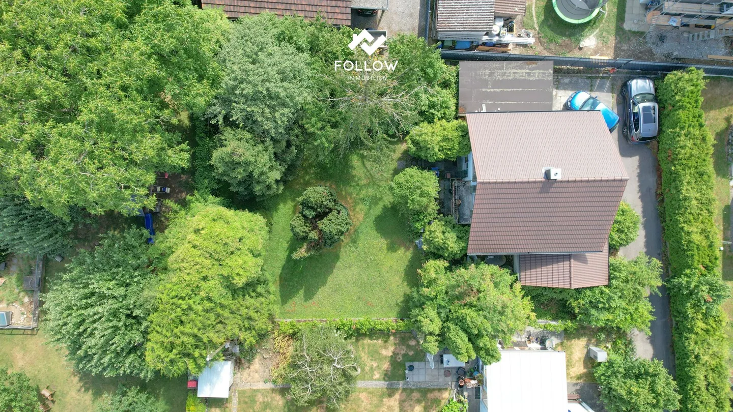 Casa unifamiliare con giardino idilliaco - Foto 6 di 23