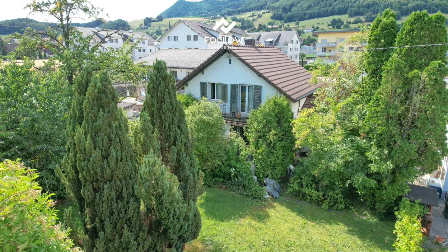 Casa unifamiliare con giardino idilliaco - Foto 4 di 23