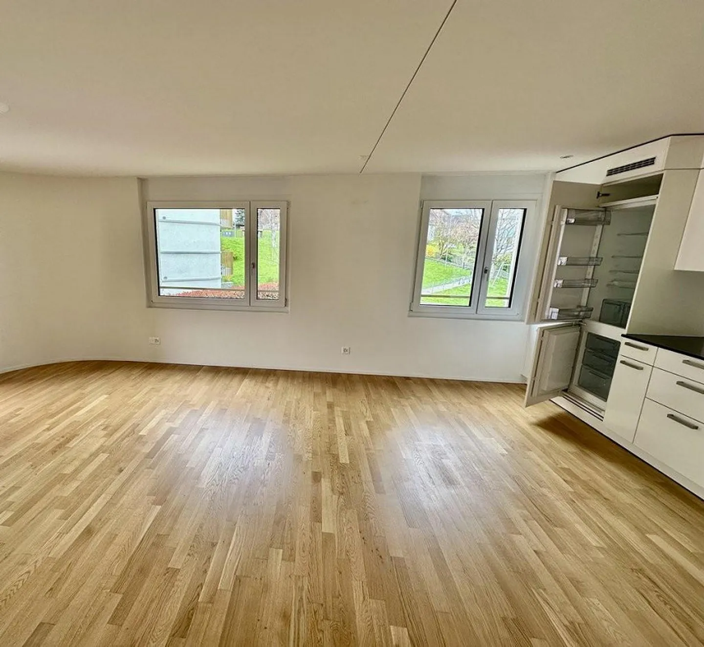 Modernes 2.5-Zimmer-Apartment - Foto 2 von 8