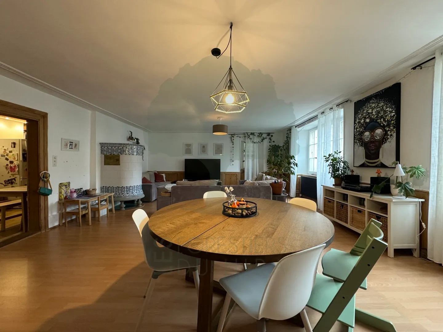 Affascinante vecchia casa con ristrutturazione - Bellissimi spazi e potenziale - Foto 4 di 20