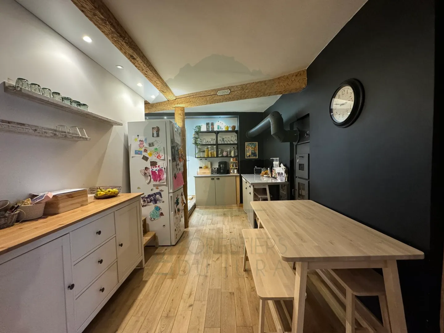 Affascinante vecchia casa con ristrutturazione - Bellissimi spazi e potenziale - Foto 6 di 20