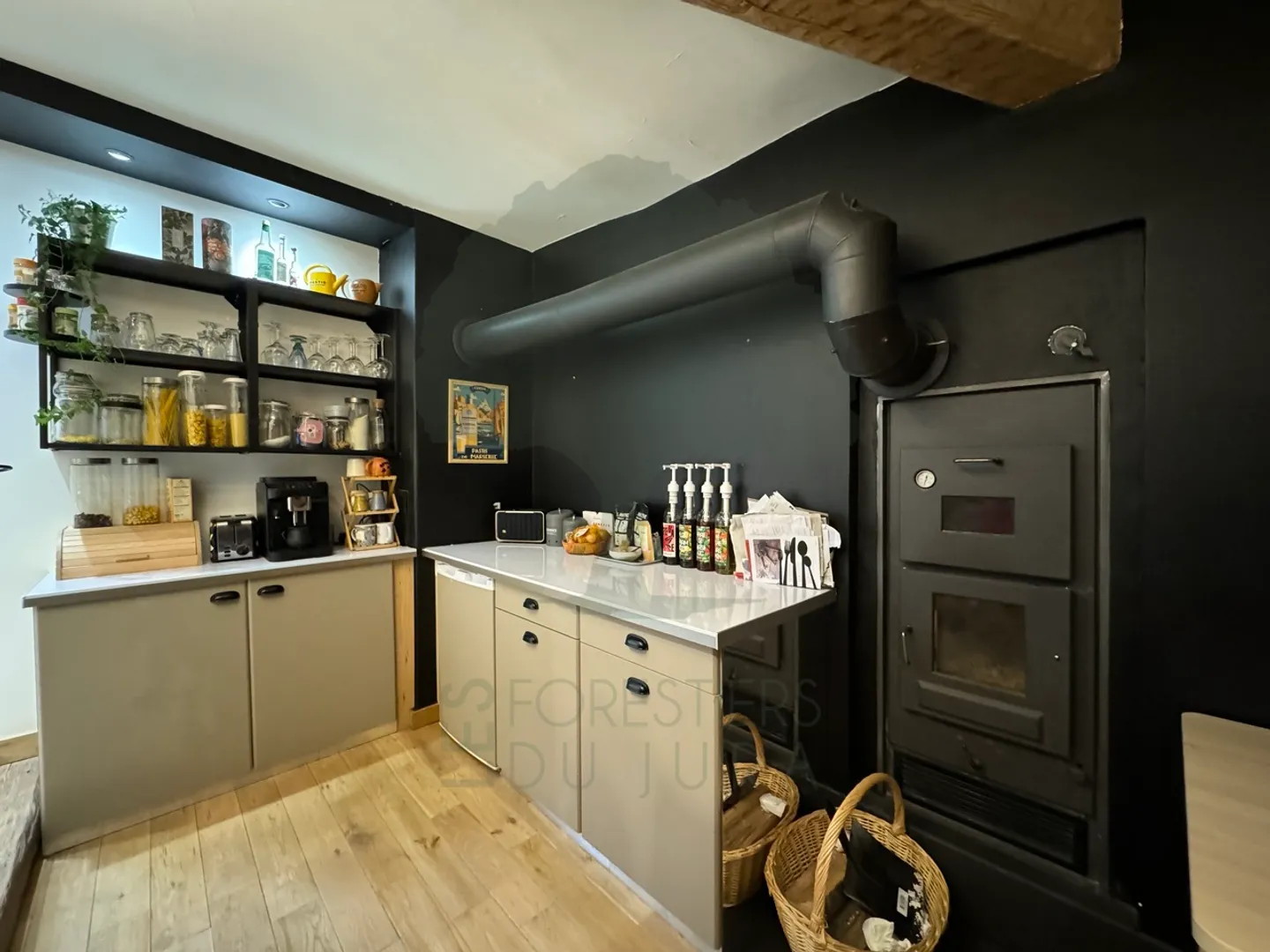 Affascinante vecchia casa con ristrutturazione - Bellissimi spazi e potenziale - Foto 7 di 20