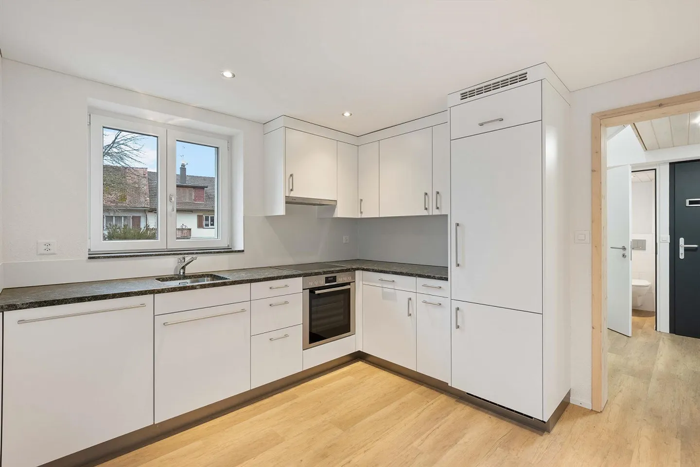 Residential and Commercial Building - Photo 5 of 10