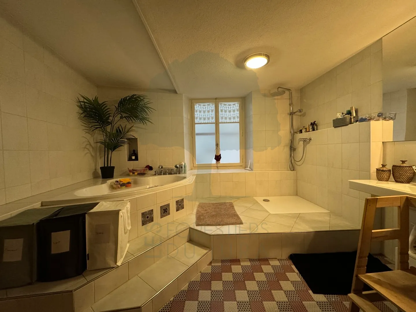 Affascinante vecchia casa con ristrutturazione - Bellissimi spazi e potenziale - Foto 10 di 20