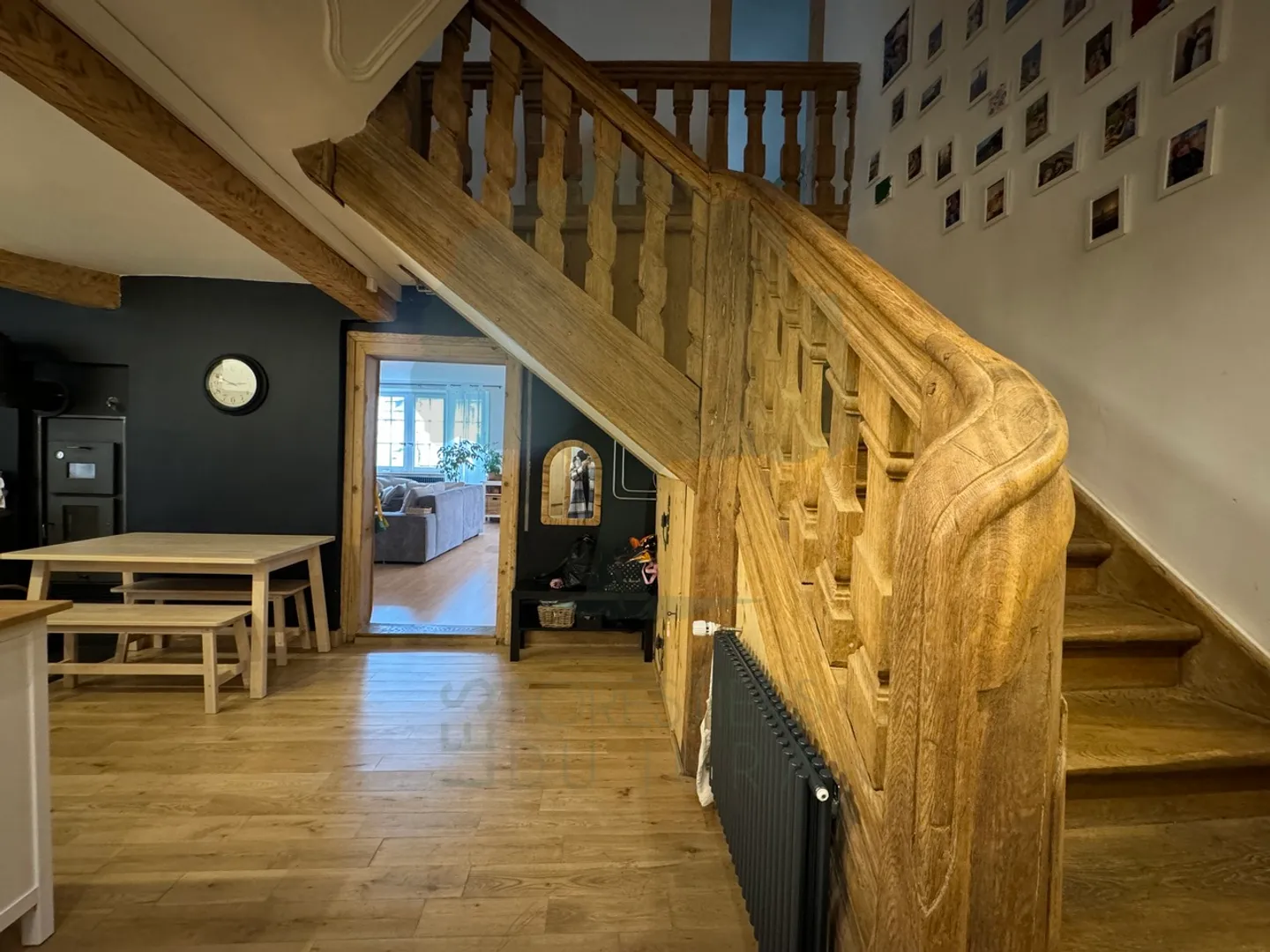 Affascinante vecchia casa con ristrutturazione - Bellissimi spazi e potenziale - Foto 11 di 20