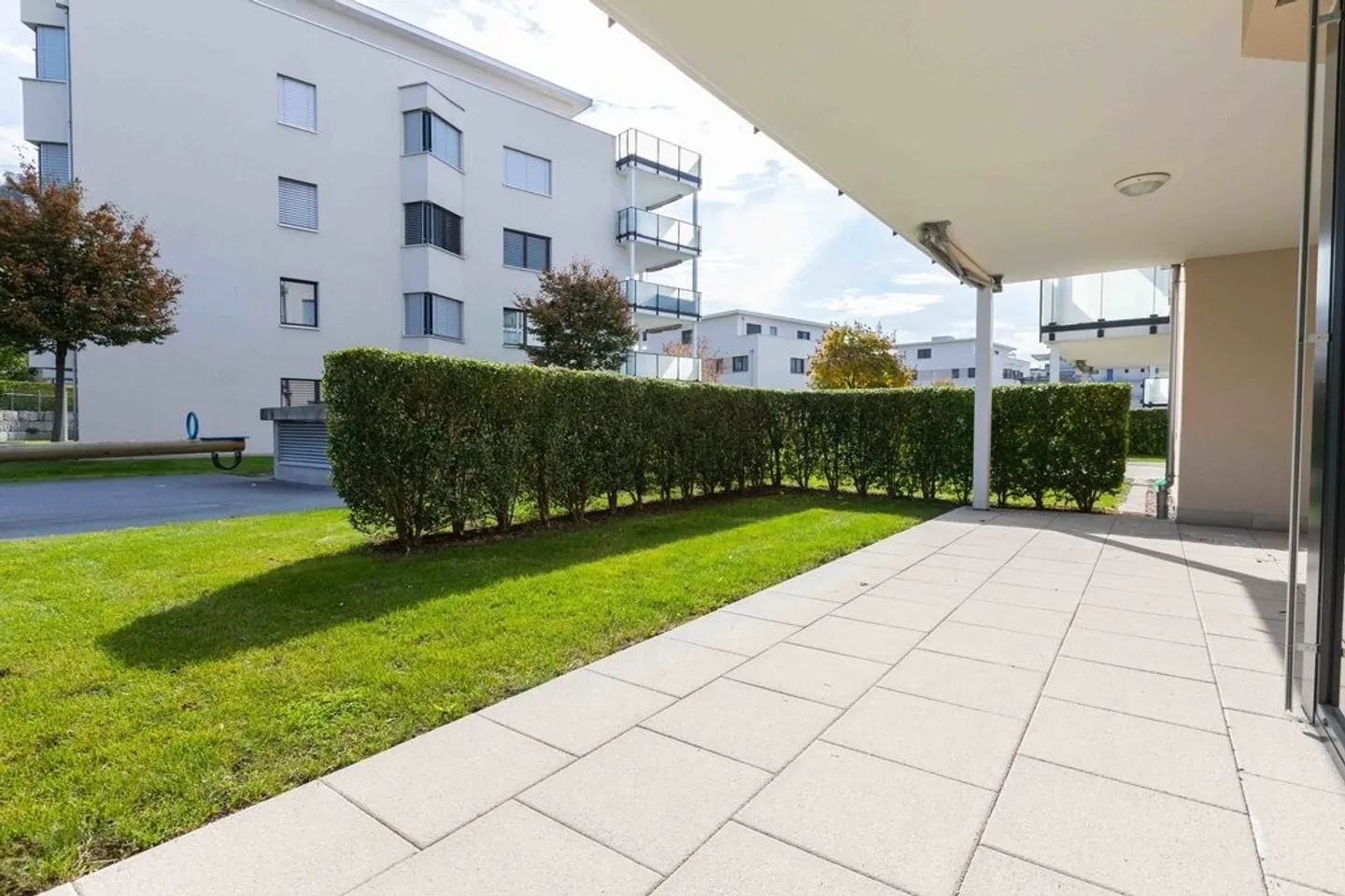 Apartment with a view of greenery seeks single! - Photo 11 of 12
