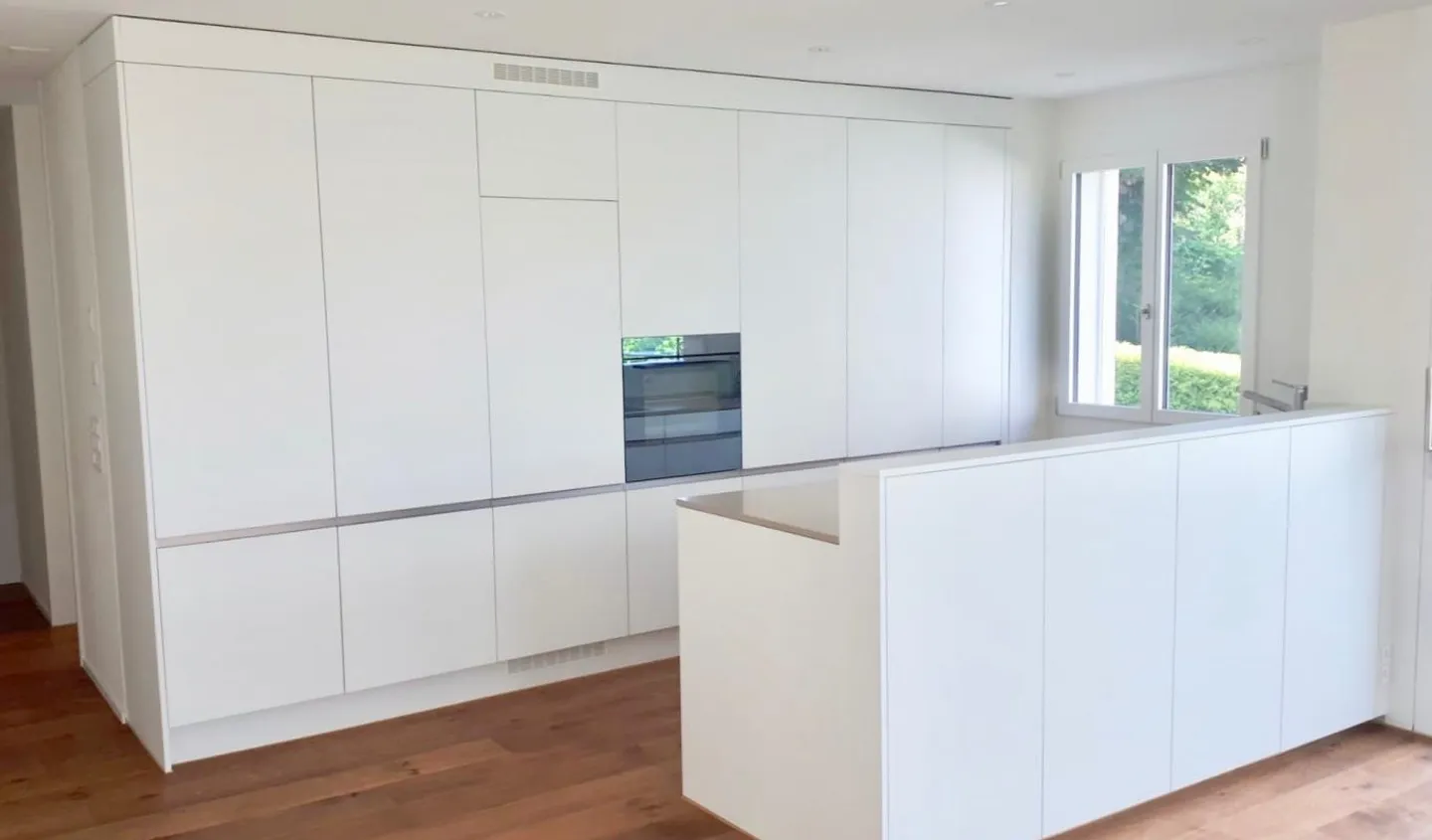 Large, Bright, Modern 4.5 Room Dream Apartment - Photo 4 of 9