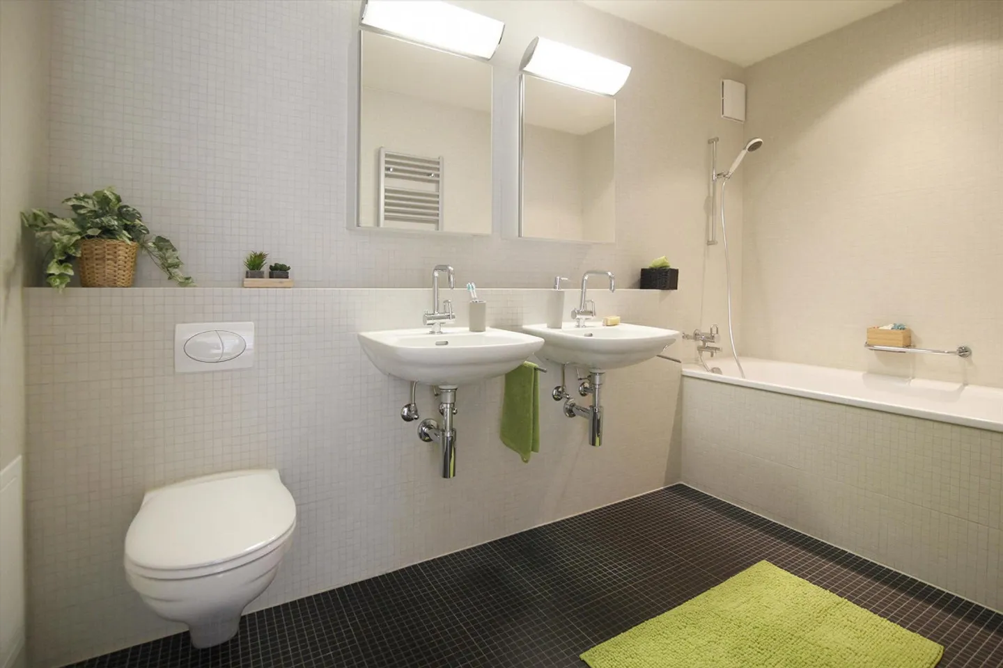 Living like in a single-family home! - Photo 4 of 7