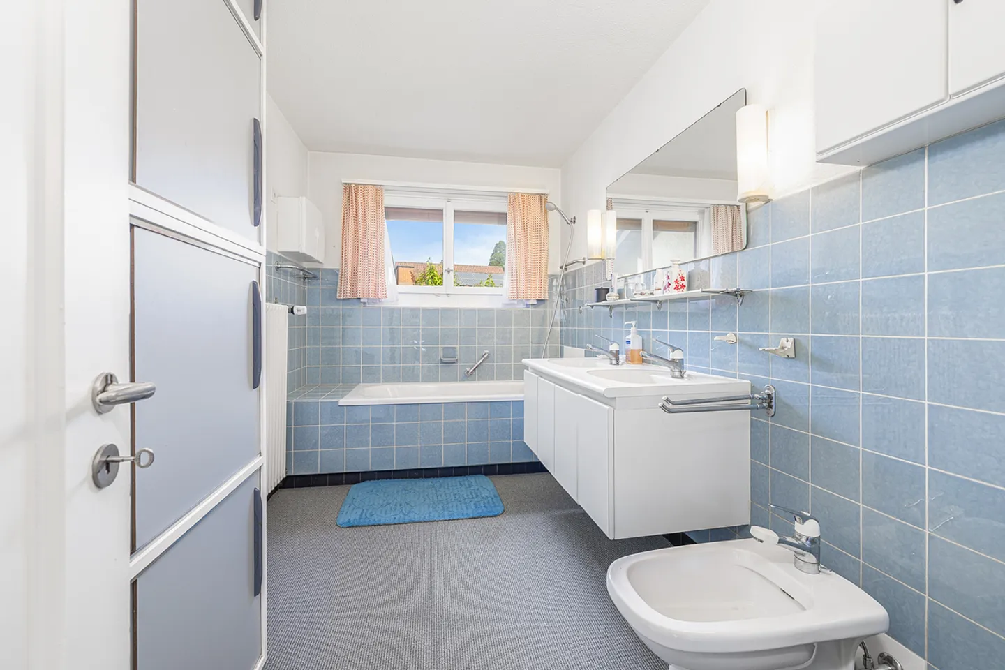 Character house with potential - Photo 4 of 13